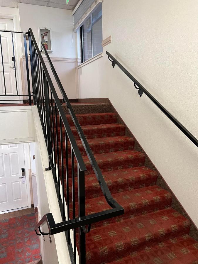 Oquirrh Mountain Inn Tooele Ngoại thất bức ảnh